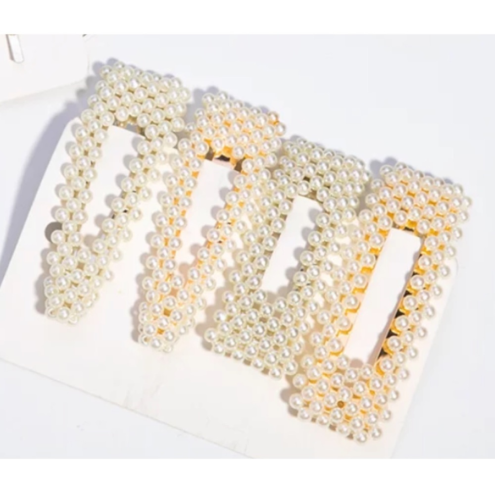 4 PC Trendy Pearl Hair Clips